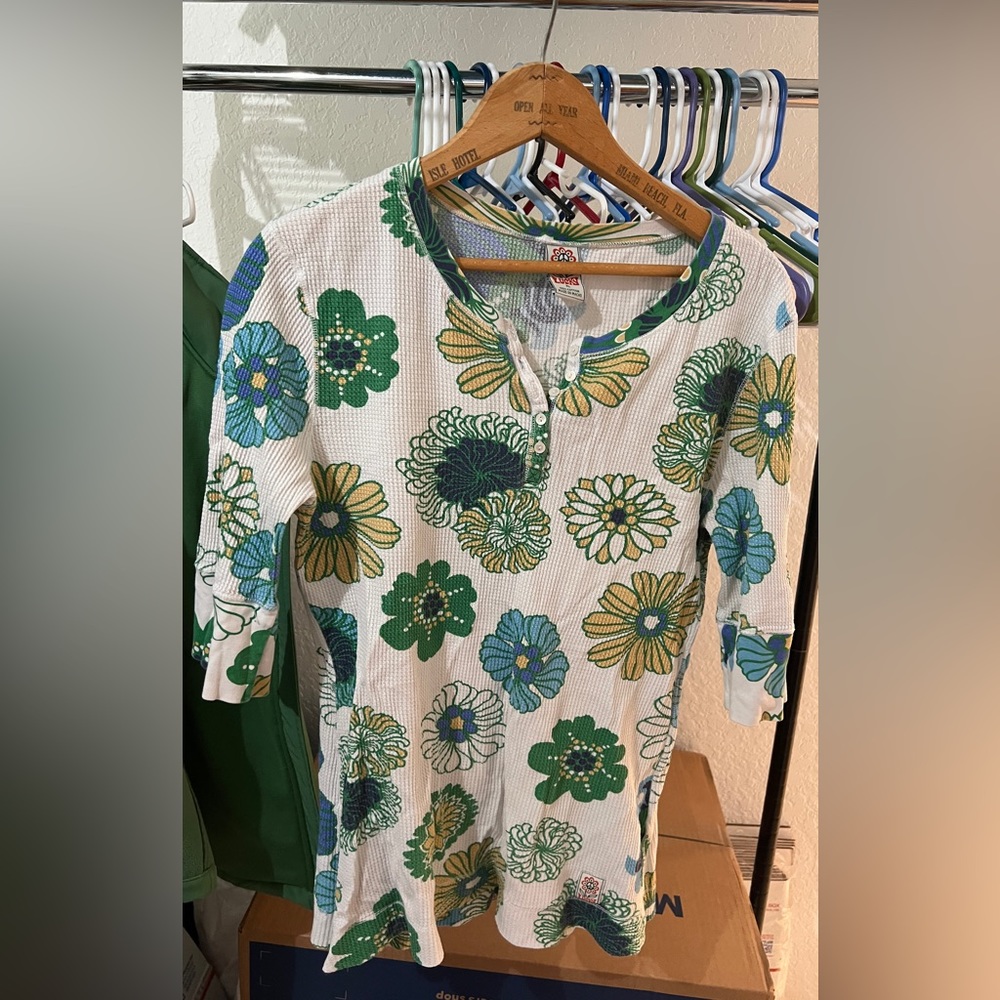 Lucky Brand Floral Thermal shirt XL